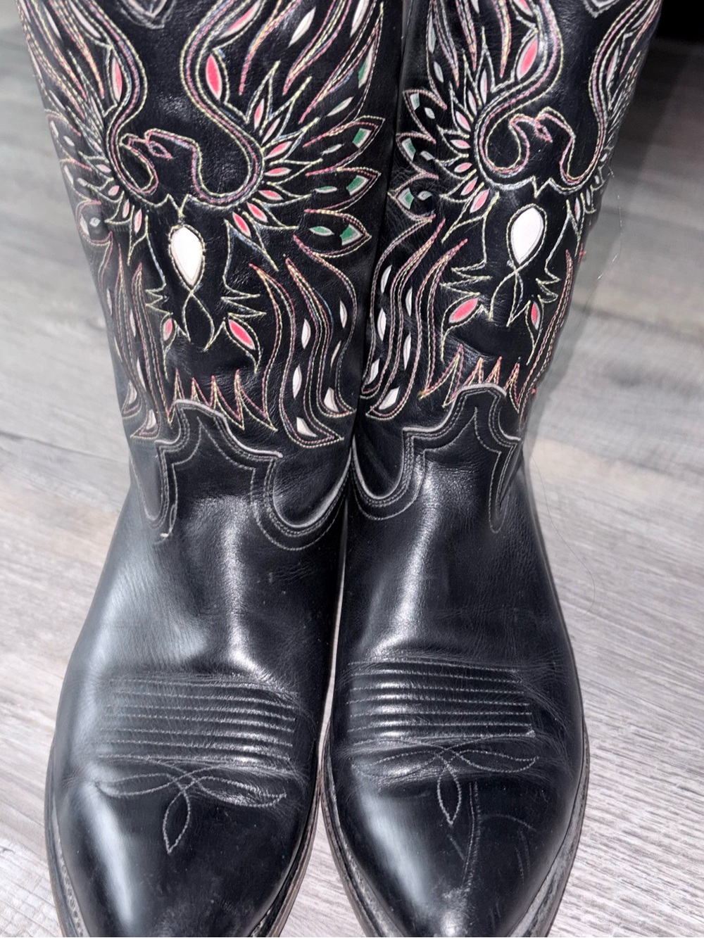 Dingo boots size 12 Rare Vintage Eagle embroidered  boots trail ride